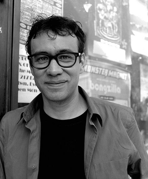 Great shot of Fred Armisen  - Chrissy Piper  #SNL Fred Armisen Snl, Fred Armisen, Fun Day, Saturday Night Live, Snl, Hysterically Funny, Music Tv, Man Humor, Funny People