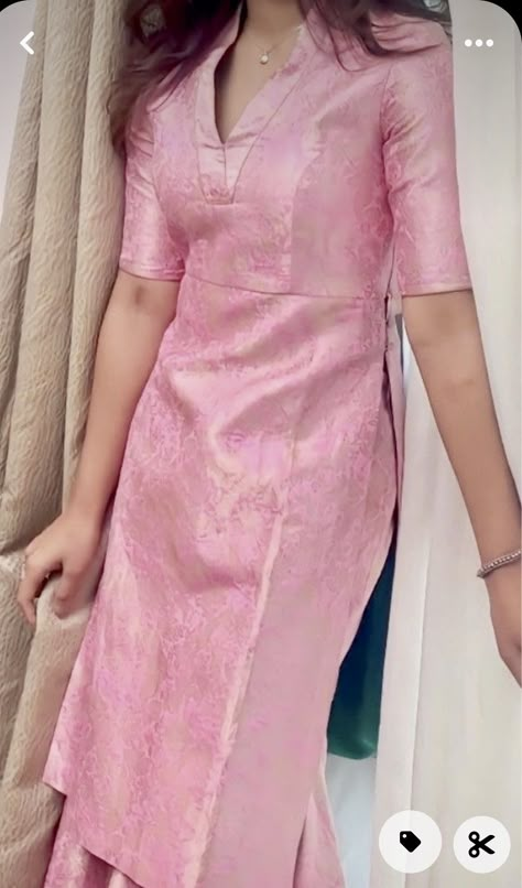 Party Wear Kurtis Design Latest, Kurti Set Designs Latest, Stylish Kurti Designs Latest, Kurtha Designs Latest, Short Kurti Designs Latest, Fancy Kurti Designs Latest, Dress Designs For Stitching, Silk Kurti Designs, Stylish Kurtis