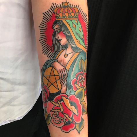 Queen on Pentacles #tarotcard #tarottattoo #queenofpentacles #pentacles #taditionaltattoo #neotraditionaltattoo #neotrasitional… Queen Of Pentacles Tattoo, Pentacles Tattoo, Queen Of Pentacles, Tarot Tattoo, Peacock Tattoo, Pentacles, Piercing Tattoo, Dreamcatcher Tattoo, Tatting