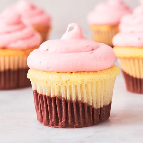 Neapolitan Cupcakes - Delish.com Neapolitan Cupcakes, Savoury Cake, Cakepops, Fun Food, Healthy Dessert, Cupcake Recipes, Mini Cakes, Clean Eating Snacks, Easy Desserts