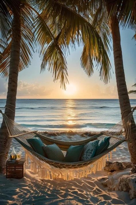 Hammock Area, Hangout Ideas, Outdoor Decor Ideas, Beach Hammock, Beautiful Ocean Pictures, Exotic Beaches, Ocean Pictures, Cultural Festival, House Landscape