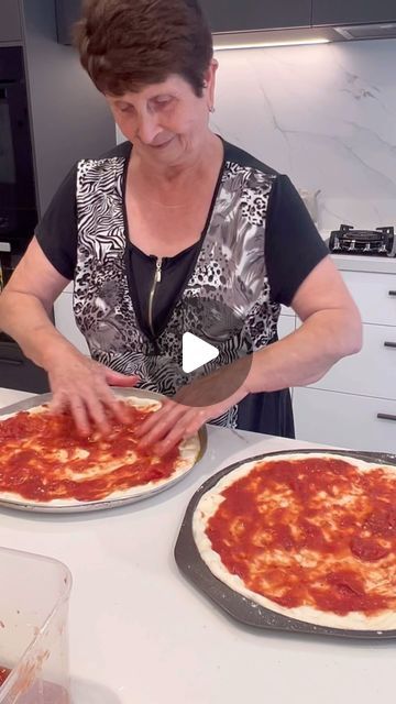 Christina Quarisa on Instagram: "Nonna’s Home made pizza bases..
**RECIPE > cqpasta.com > members only > exclusive recipes > sign up ❤️❤️.. link is in my bio xx
-
-
#nonna #pizzapizzabase #nonnasrecipe #italia" Pizza Bases, Home Made Pizza, Members Only, Homemade Pizza, Home Made, Pizza, Sign Up, Pasta, On Instagram