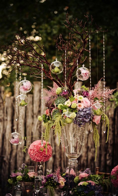 12 Stunning Wedding Centerpieces - Part 16 - Belle The Magazine Enchanted Forest Decorations, Enchanted Forest Party, Branch Centerpieces, Enchanted Forest Theme, Lights Aesthetic, Garden Centerpiece, Wedding Themes Spring, Forest Party, Garden Reception