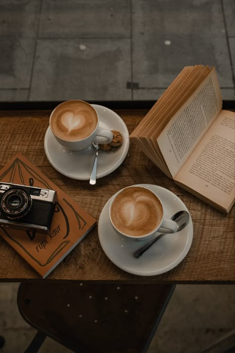 Reading Book In Coffee Shop, Expresso Aesthetic, Aesthetic Window Seat, Beige Coffee Aesthetic, Cozy Cafe Aesthetic, Aesthetic Window, Autumn Tea, Coffee Shop Aesthetic, Coffee Obsession