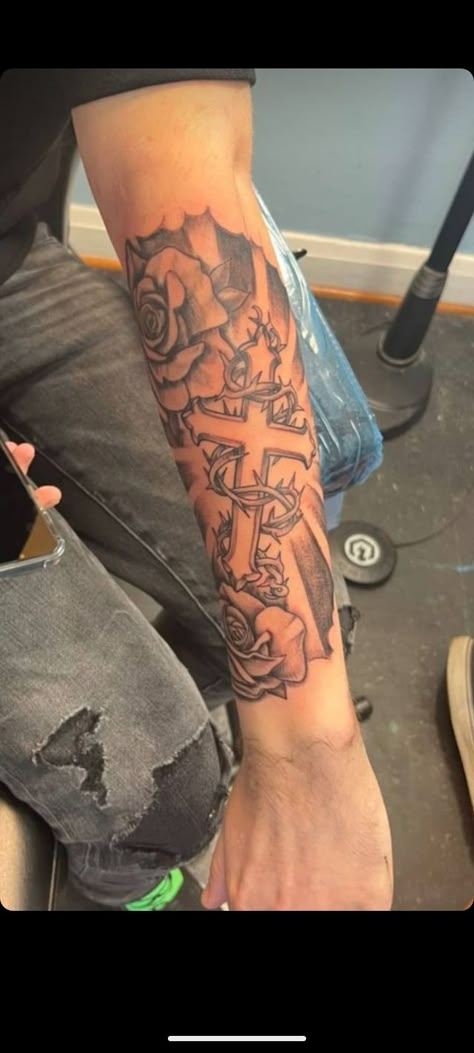 Roman Numeral Tattoo Men, Upper Arm Tattoos For Guys, Tattoos Forearm, Half Sleeve Tattoos Forearm, Roman Numeral Tattoo, Numeral Tattoo, Charger Hellcat, Cool Wrist Tattoos, Tattoo Wrist