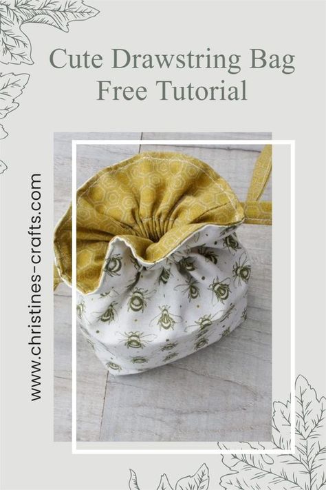 Gift Bags Sewing Projects, Drawstring Christmas Gift Bags, No Sew Gift Bags, Making Drawstring Bags, Christmas Drawstring Gift Bag, Cloth Christmas Bags, Mini Drawstring Bag Sewing Pattern, Quilted Gift Bags, Lined Fabric Gift Bags Diy Free Pattern