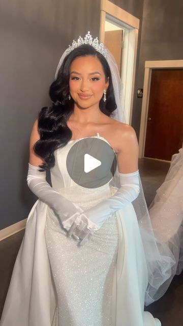 Charleston Bridal Hairstylist on Instagram: "Glammm QUEENNN perfection! 💖💖💖Congratulations Sandy, @svndyx3  you are stunning! 💍✨ Three years ago, I did Sandy’s hair for her birthday celebration when we first met, and now here we are doing her hair for her wedding 😭. Thank you so much for choosing me and having me be a part of your special day! 🤍🤍🤍  Side part glam waves @micki_hairartistry  Makeup @_andreaventura   Hollywood waves  Bridal glam waves  Bridal hair Charleston bridal hair  Wedding hair  Charleston wedding hair  Charleston bridal hairstylist  Charleston wedding hairstylist  Destination bridal hairstylist" Side Part Hollywood Waves, Bridal Glam Waves, Hollywood Curls Wedding, Hollywood Waves Bridal, Waves Bridal Hair, Glam Bridal Hair, Hollywood Glam Hair, Big Waves Hair, When We First Met