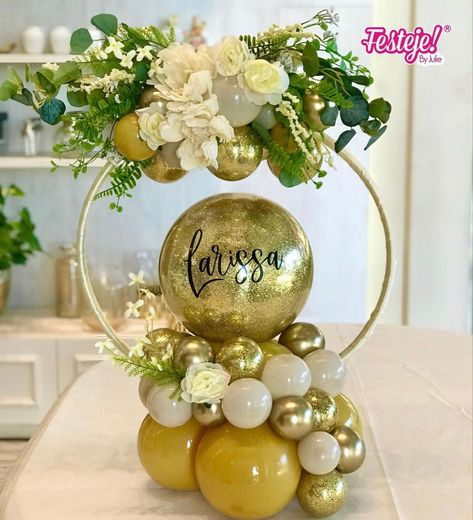 Bubble Balloon Centerpieces, Balloon Hoop Centerpiece, Wedding Balloon Centerpieces, Balloon And Flower Centerpieces, Balloon Flower Centerpieces, Ballon Arrangements, Balloon Hoop, Ballon Decoration, Balloon Table Centerpieces