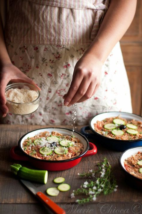 Soup Branding, Kitchen Portrait, Cottage Core Food, Homemaking Inspiration, Health Cooking, Housewife Style, Cooking Photos, Nutritional Therapy, Food Photography Inspiration