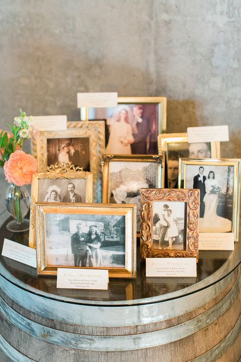 Family Wedding Decoration, Vintage Wedding Photo Display, Wedding Decor With Pictures, Framed Wedding Photos Of Family At Wedding Display, Wedding Photos Displayed At Wedding, Family Wedding Photo Table At Wedding, Family Photos At Wedding Display, Vintage Wedding Memorial Table, Wedding Picture Table Ideas