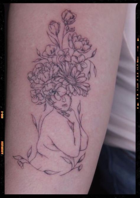 Neo Traditional Self Love Tattoo, Tattoo Of Plus Size Woman, Plus Size Self Love Tattoo, Plus Size Body Tattoo, Love Your Body Tattoo, Tattooed Plus Size Women, Plus Size Tattoo Ideas, Female Body Tattoo, Plus Size Tattoo