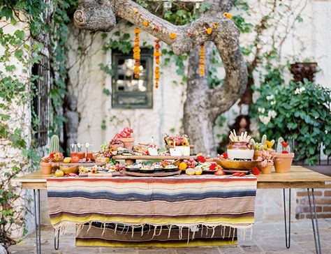 Southwest Outdoor Dinner Party - Inspired By This| Root Cellar Catering Co. Southwestern Party Decor, Southwest Theme Party, Southwest Party Decor, Gazpacho Shooters, Southwest Party, Mexican Catering, Outdoor Dinner Party, Desert Party, Dinner Party Decorations