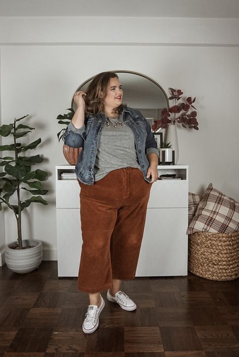 Plus Size Fall Capsule Wardrobe, Pumpkin Patch Outfit Ideas, Plus Size Capsule Wardrobe, Patch Outfit, Pumpkin Patch Outfit, Plus Size Fall Fashion, Plus Size Fall Outfit, Fashion Capsule Wardrobe, Look Plus Size