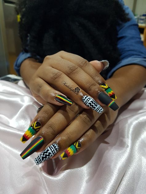 African flag colors nailart, African style nail art. Long coffin nails African Style Nails, Paint Nails With Acrylic Paint, Juneteenth Nail Ideas, Juneteenth Nails Designs, African Print Nails, Blm Nails, Tulum Nails, African Nail Art Design, Jamaican Nails Ideas