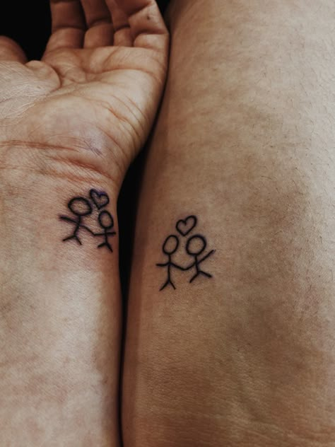 Mother And Daughter Small Tattoos, Step Mom And Daughter Tattoos Matching, Matching Parent Tattoos For Daughter, Mother And Daughter Simple Tattoos, Mom Dad Daughter Tattoo, Mother Figure Tattoo, Cool Matching Tattoos Father Daughter, Stick Figure Tattoos, Maching Tattoos Mother Daughter