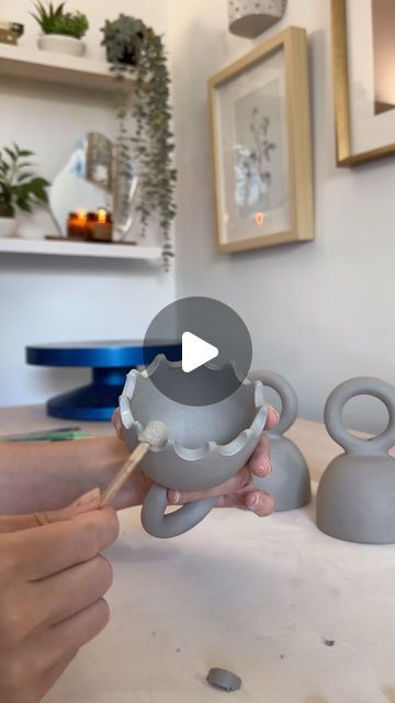 How To Make Pottery At Home, How To Make Bells, Jellyfish Pottery, Jellyfish Ceramics, Pottery Bells How To Make, Ceramic Jellyfish, Ceramic Bell How To Make, Ceramic Bells Handmade How To, Jellyfish Pinch Pot