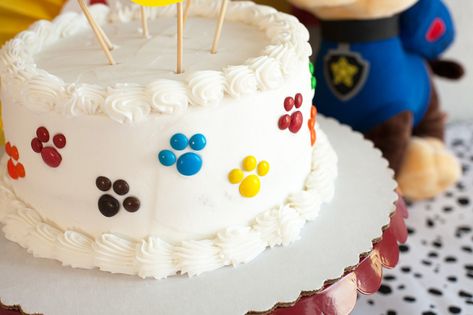 Paw Patrol Party Cake, Pastel Paw Patrol, Paw Patrol Torte, Snowflake Wedding Cake, Paw Cake, Paw Patrol Birthday Cake, Puppy Birthday Parties, Paw Patrol Cake, Paw Patrol Birthday Party