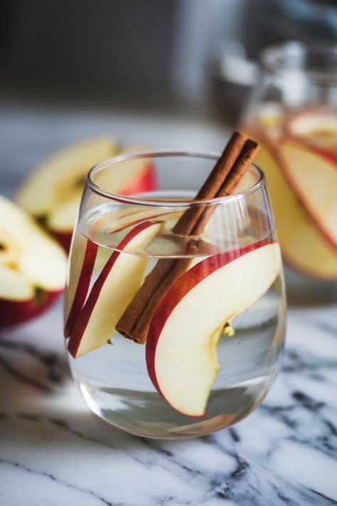 A photo of a  Cinnamon Apple Detox Water a Detox meals Detoxing Meals, Detox Dinner Recipes, Apple Detox Water, Meals With Recipes, Cleanse Your Gut, Healthy Eating Routine, Detox Meals, Clean Gut, Natural Detox Cleanse