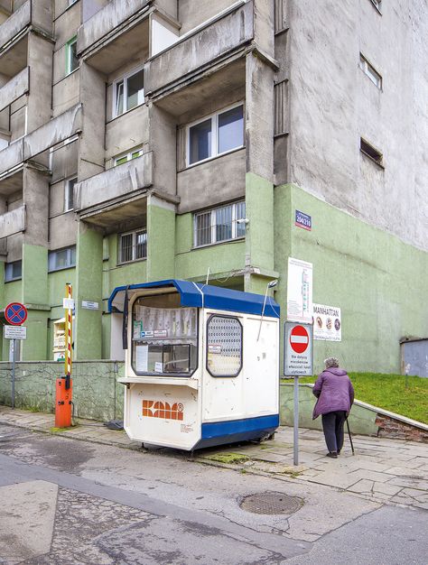 Soviet Brutalist Architecture, Brutalist Architecture Soviet, Harsh Architecture, Book Kiosk, Soviet Brutalism, Eastern Europe Aesthetic, Soviet Aesthetic, Swiss Architecture, Soviet Architecture