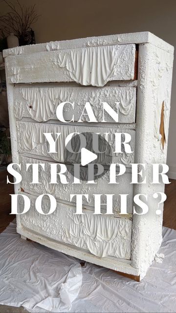 Stripping Furniture, Diy Furniture Flip, Furniture Flips, Refinished Furniture, Decorating Diy, Upcycling Ideas, Furniture Rehab, Ornate Furniture, Paint Remover