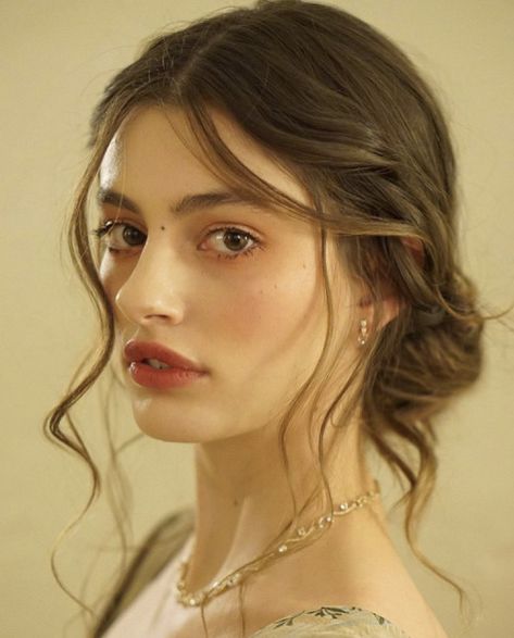 diana silvers – @angelnova on Tumblr Diane Silvers, Diana Silvers Icons, Diana Silvers, Gals Photos, Character Ideas, Photo Reference, On Tumblr, Florence, Angel