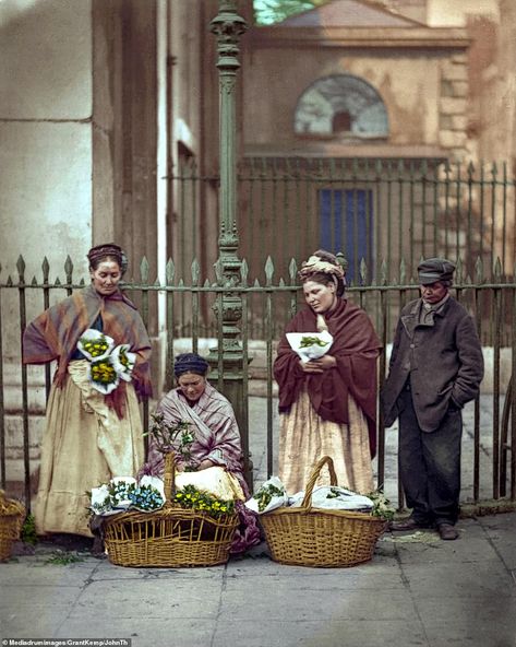 Victorian London in colour: Fascinating photos bring the city to life | Daily Mail Online Victorian Life, London School Of Economics, Flower Women, Victorian London, Old London, London Street, Charles Dickens, Covent Garden, Vintage Photographs