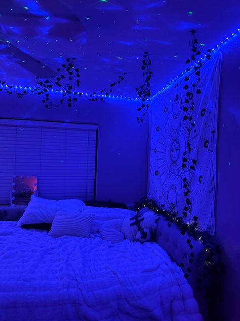 Blue Bedroom Ideas For Teens, Blue Room With Led Lights, Blue Led Room, Blue Room Themes, Blue Neon Room Aesthetic, Blue Led Room Aesthetic, Blue Led Bedroom Aesthetic, Blue Led Lights Aesthetic, Dark Blue Rooms