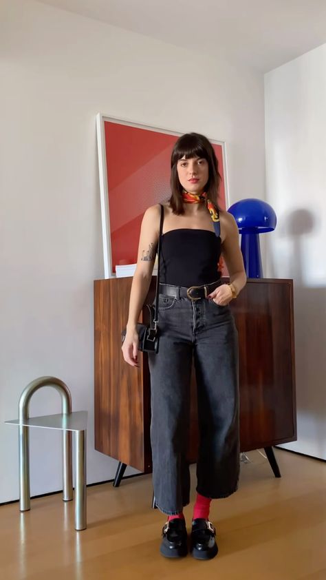 How To Style Tailored Pants, Techno House Outfit, Punk Rock Chic Outfits, Mexico City In February Outfits, Dark Wave Aesthetic Outfit, Tijuana Outfit, Dark Outfits Summer, Midsize Clubbing Outfits, Reggaeton Aesthetic Outfit