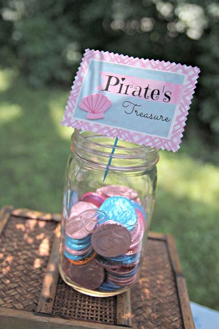 Mermaid Under the Sea 4th Birthday Party with Free Printable - The Cottage Mama Narwhal Party, Sea Ideas, Mermaid Pirate Party, Ariel Birthday Party, Mermaid Theme Birthday Party, Ariel Birthday, Ocean Birthday, Sea Birthday Party, Mermaid Theme Party