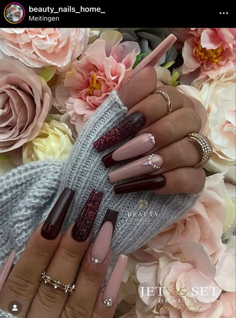 November Nail Ideas Acrylic, Fall Nail Inspiration Acrylic, Nails Full Color, Fall Nail Trends 2024, Vanessa Nails, Burgundy Acrylic Nails, Nails After Acrylics, Concert Nails, Gel Toe Nails