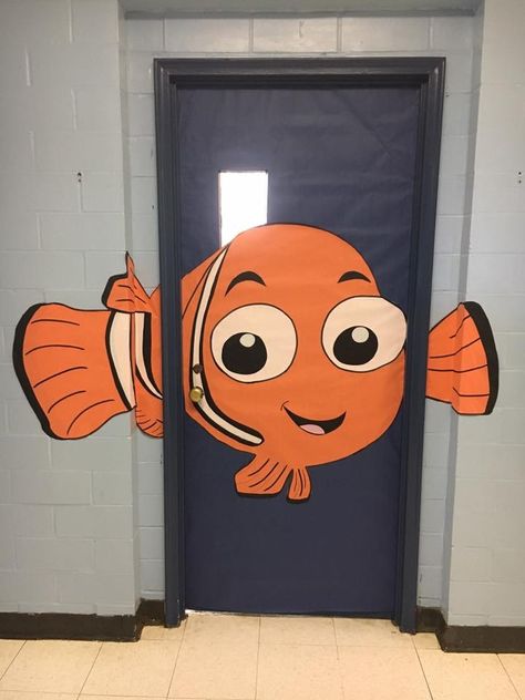 Nemo Door Decorations Classroom, Finding Nemo Classroom Decorations, Fish Door Decorations Classroom, Finding Nemo Door Decorations, Aquarium Door Decoration, Fish Classroom Door, Finding Nemo Door Decs, Nemo Fish, Beach Classroom