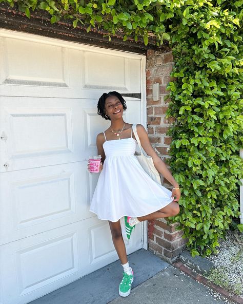 Sun dresses and sneakers 🤝🏾 #spring #springfashion #sundresses #warmweather #springweather #pinterest #pinterestfashion #savannah #savannahgeorgia #flowers #friday #ootd #outfitoftheday #outfitideas #summerstyles #minimalstyle #pinterestinspired #pinterestaesthetic #pinterestgirls #pinterestoutfits #springoutfits #springoutfitideas #springoutfitinspo #coffeeshop #chai #icedchailatte #internqueen Sundress And Sneakers, Friday Ootd, Sundress Black, Sun Dresses, Spring Weather, Savannah Georgia, Pinterest Outfits, Pinterest Fashion, Pinterest Girls