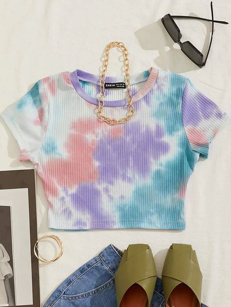 Cute Tie Dye Shirts, Tie Dye Crop Top, Casual Preppy Outfits, Tie Dye Shirts, Tween Outfits, Trendy Shirts, Simple Trendy Outfits, Women T Shirts, Womens Casual Outfits