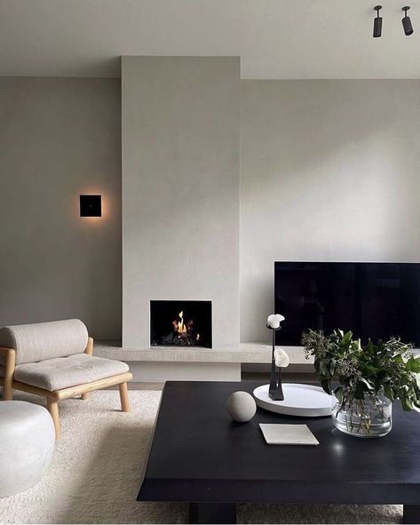 Chimney shape Minimalist Fireplace, Japandi Living Room, Japandi Living, Living Room Decor Fireplace, Home Fireplace, Modern Fireplace, Living Room With Fireplace, Fireplace Design, A Fire