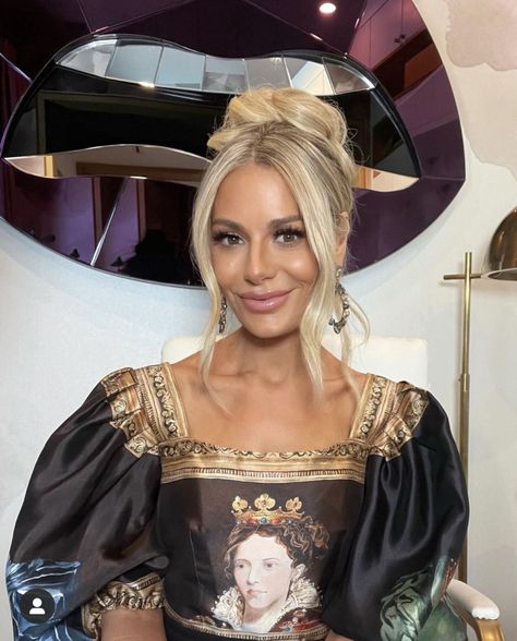 Bridemaids Hairstyles, Dorit Kemsley, Bold Makeup Looks, Real Housewives Of Beverly Hills, Bridal Hair Inspiration, Special Occasion Hairstyles, Bravo Tv, Tv Fashion, Glam Makeup Look