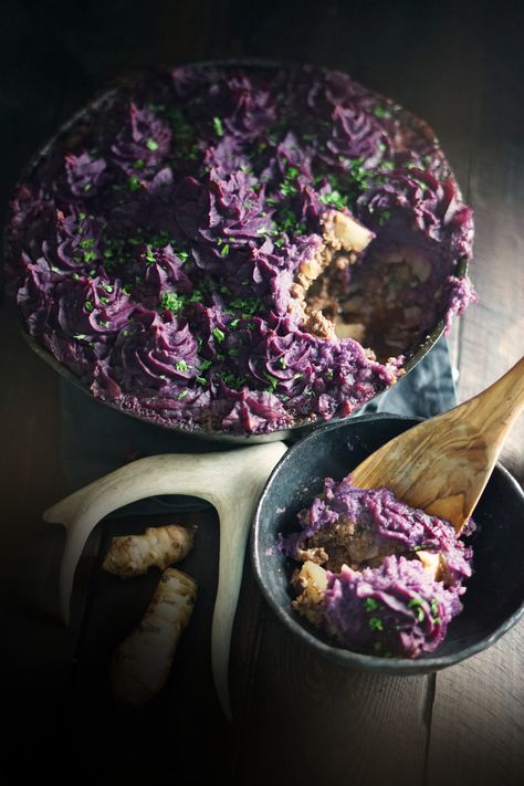 The perfect recipe to shepherd us into fall: a balance of stocking up for winter and making room for rest, all wrapped up in a gloriously purple dinner filled with wild flavor. Purple Food, Purple Potatoes, Halloween Party Dinner, Purple Sweet Potatoes, Fall Recipe, Halloween Dinner, Minced Meat, My Recipes, Wild Plants