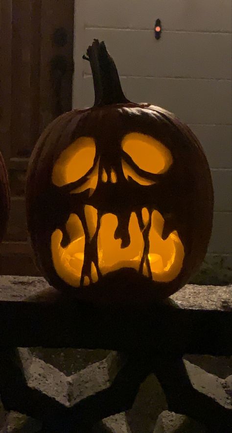 Pumpkins Carving Ideas Scary, Lil Peep Pumpkin Carving, Pumkin Ideas Scary, Pumkins Ideas Halloween, Pumkin Carving Ideas Easy Scary, Pum0kin Carving, Pumpkins Ideas Carving, Craved Pumpkins Ideas, Halloween Jackolantern Ideas