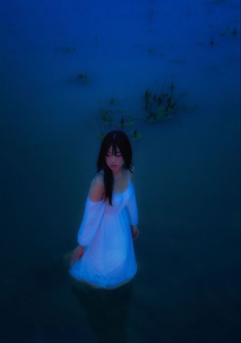 Blue Fairy Photoshoot, Asian Photography Aesthetic, Water Girl Aesthetic, Korean Aesthetic Blue, Blue Aesthetic Photoshoot, In The Water Photoshoot, Horror Movie Photoshoot, Dark Concept Photography, Water Fairy Aesthetic