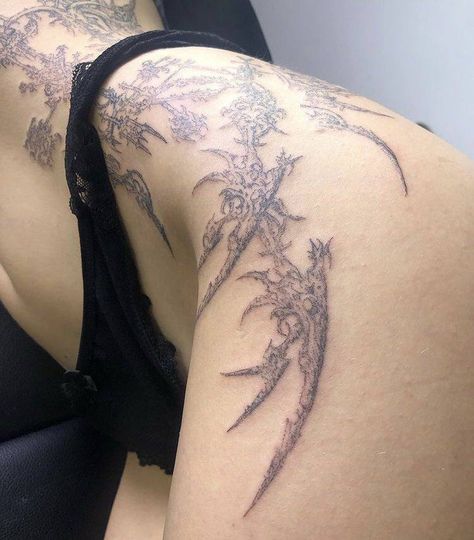 Hip Waist Tattoo, Waist Tattoos For Women, Waist Tattoo, Tattoo Hip, Minimalistic Tattoo, Waist Tattoos, Hip Thigh Tattoos, Web Stories, Hip Tattoos Women