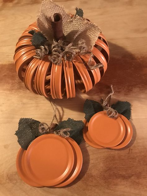 Uploaded by J. Krenicky Mason Jar Lid Pumpkin, Cheap Christmas Wreaths, Mason Jar Lids Crafts, Jar Lid Crafts, Mason Jar Lid, Christmas Wreaths Diy Easy, Astuces Diy, Diy Jar Crafts, Fall Deco