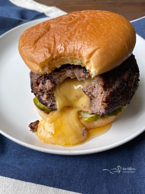 Juicy Lucy Burger Recipe (Jucy Lucy) Cheese Stuffed Iconic Burgers Juicy Lucy Burger Recipe, Jucy Lucy Burgers, Classic Burger Recipes, Jucy Lucy, Juicy Lucy Burger, Burger Recipes Beef, Juicy Lucy, Beef Patty, Burger And Fries