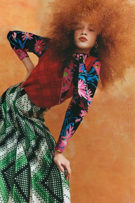 Model Natural Hair Redhead WSJ Magazine Spring 2021 Women's Fashion Sara Grace Wallerstedt, Nadine Ijewere, Sara Grace, Maximalist Fashion, Wsj Magazine, Redhead Models, Maximalist Style, Studio Poses, Fashion Photography Inspiration