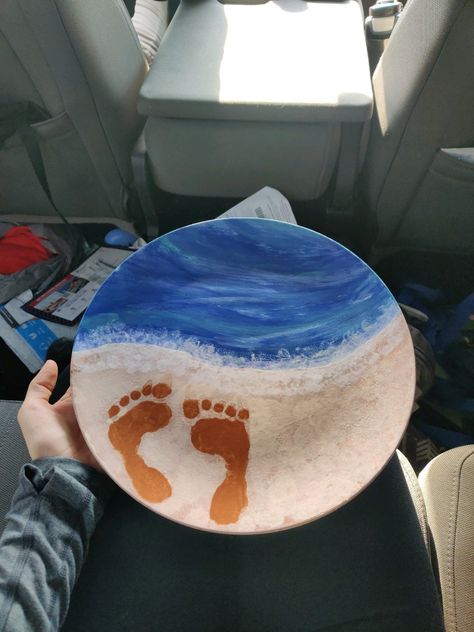 Pottery painting of footprints in the sand on the beach with the waves crashing Footprints In The Sand Painting, Pottery Painting Ideas Ocean, Beachy Pottery, Clay Cottage, Coastal Paint, Beachy Bedroom, Beachy Theme, Beach Drawing, Footprints In The Sand