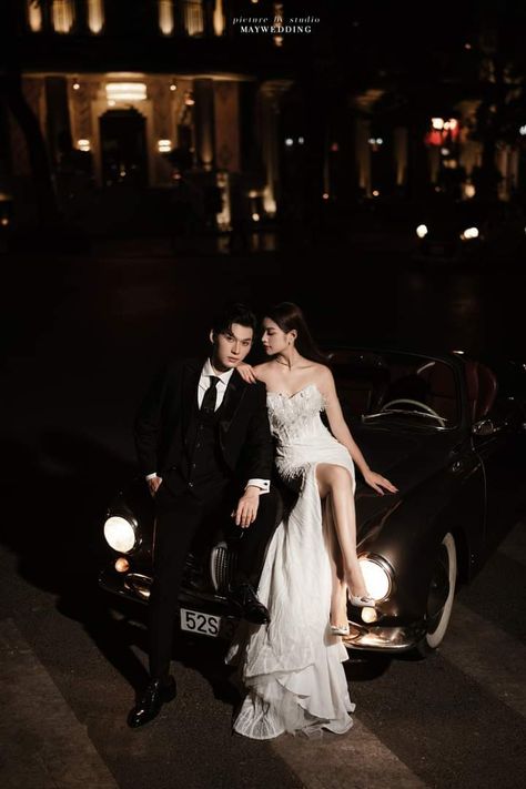 Mafia Style Wedding Photos, Mafia Engagement Photos, Mafia Wedding Photoshoot, Mafia Couple Photoshoot, Mafia Wedding Theme, Wedding Prenup Photoshoot, Mafia Photoshoot Ideas, Prewedding Mafia, Prewed Mafia