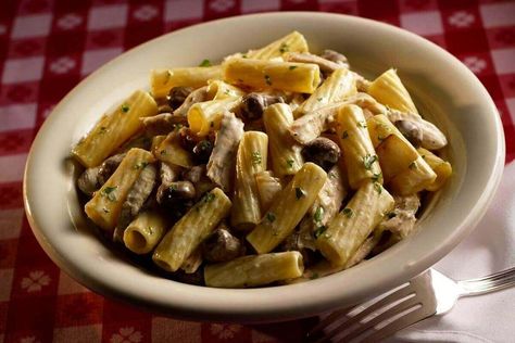 Maggiano’s Rigatoni D Recipe – Copycat Cracker Barrel Apple Dumpling Recipe, Pickled Baby Corn Recipe, Rigatoni D Recipe, Rigatoni D, Apple Dumpling Recipe, Recipe Copycat, Apple Dumpling, Cream Of Asparagus Soup, Chicken Saltimbocca