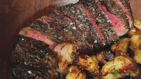 Grilled Delmonico Steak Recipes, Delmonico Roast Recipe, Delmonico Steak Recipes, Rare Steak How To Cook, Cooking New York Strip Steak In Pan, Best Steak Cooking Method, Steak Cooking Times, Steak On Gas Grill, Delmonico Steak