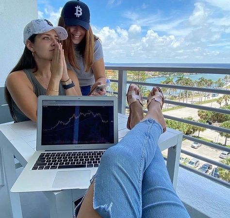 Technical Trading, Copy Trading, Adidas Art, Black Couple Art, Forex Trading Signals, Money Trading, Rich Girl Lifestyle, Trading Charts, Future Jobs