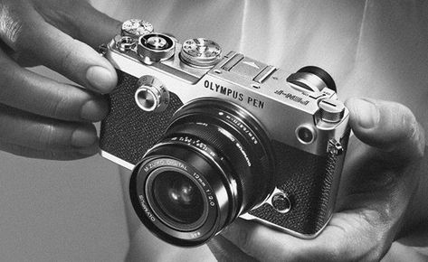 Street Photography Camera, Old School Film, Artsy Pics, Best Cameras, Olympus Pen, Graphic Photo, Night Sights, Photo Gear, New Pen