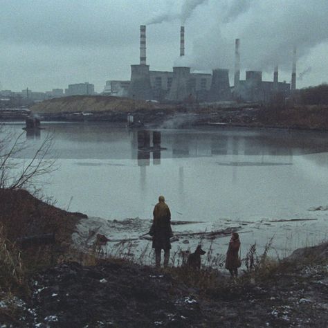 A scene from one of the best movies of Andrei Tarkovsky - Stalker Andrey Tarkovsky, Dystopian Art, Andrei Tarkovsky, Movie Shots, Chernobyl, 판타지 아트, Post Apocalyptic, Film Aesthetic, Film Stills