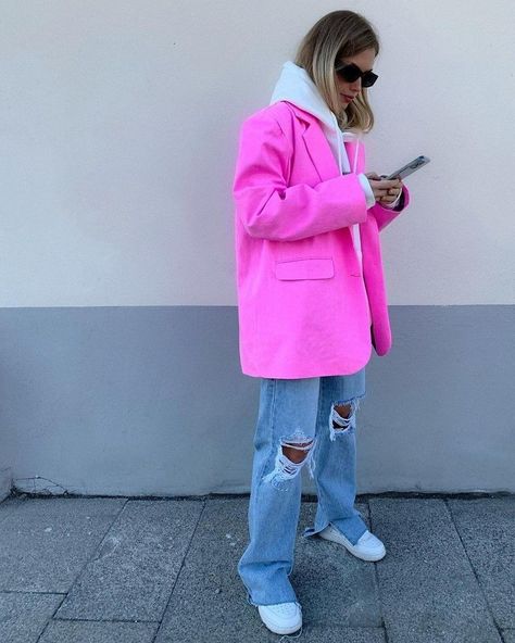 Pink Blazer Outfit, Looks Street Style, Outfits Winter, Blazer Outfits, Colourful Outfits, Women Trends, Looks Style, Mode Inspiration, Winter Fashion Outfits